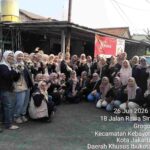 Gencarkan Jum’at Bersih, Kader RW 09 Grogol Selatan Edukasi Pilah Sampah hingga Cegah DBD