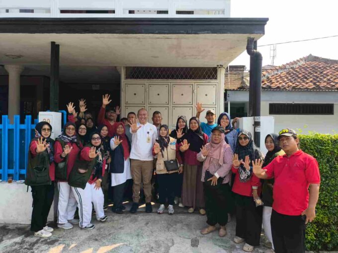 Lurah Grogol Selatan dan Kader RW 09 Gelar Jumsih, Tekankan PSN hingga Perlindungan Anak