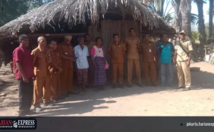 Pemkab TTU Tinjau Langsung Kondisi Dua Warga di Biboki Anleu