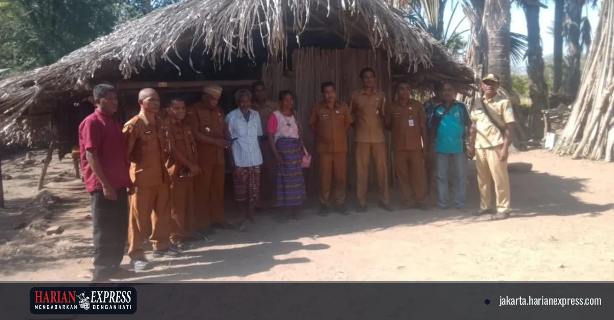 Pemkab TTU Tinjau Langsung Kondisi Dua Warga di Biboki Anleu