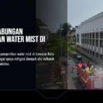 Petugas Gabungan Semprotkan Water Mist di Kota Tua