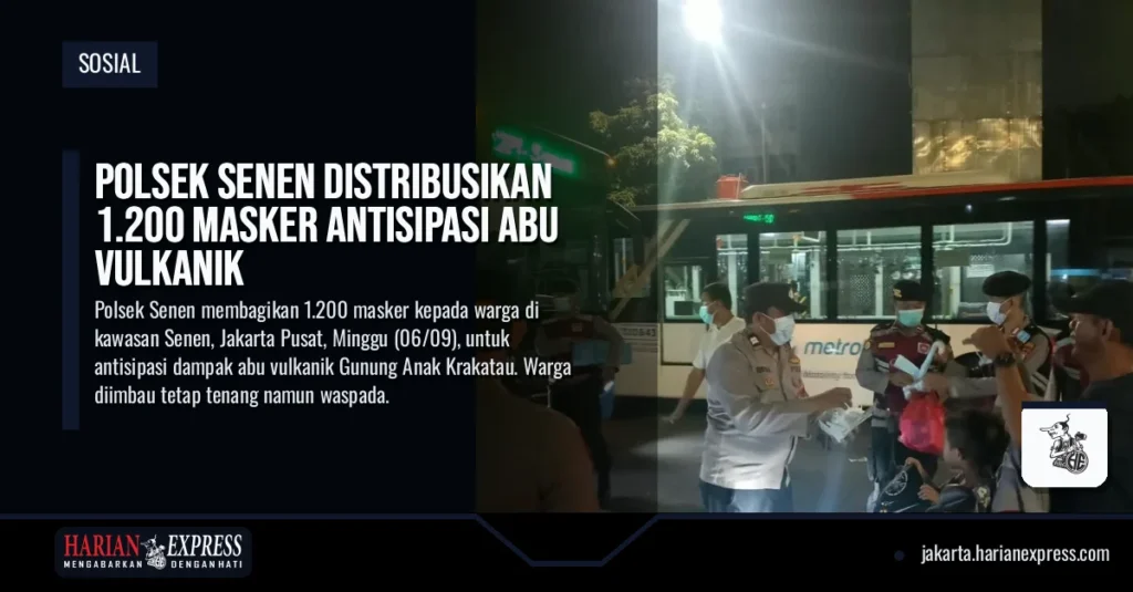 Polsek Senen Distribusikan 1.200 Masker Antisipasi Abu Vulkanik