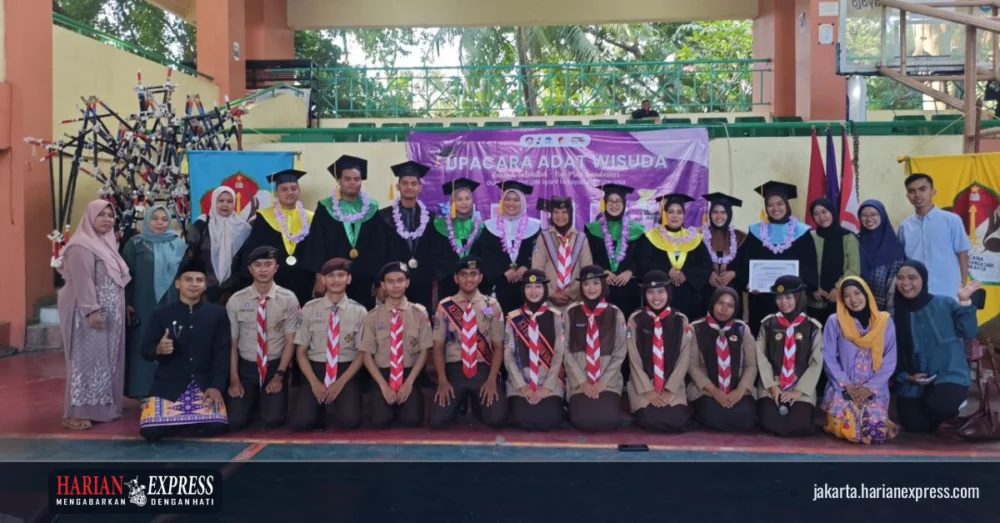 Pramuka UIN Jakarta Gelar Upacara Adat Wisuda